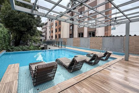 Apartamento para alugar com 26m², 1 quarto e 1 vaga Apartamento para alugar com 26m², 1 quarto e 1 vagaÁrea comum - Piscina