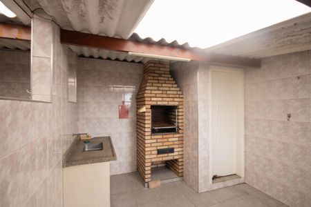 Casa à venda com 125m², 2 quartos e 2 vagas Casa à venda com 125m², 2 quartos e 2 vagasChurrasqueira