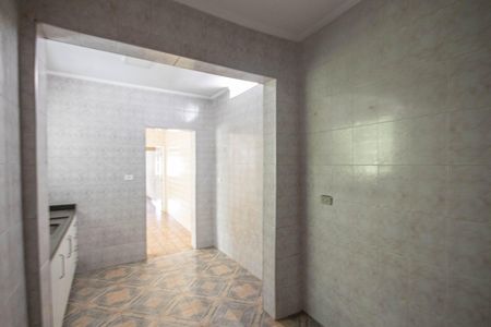 Casa à venda com 125m², 2 quartos e 2 vagas Casa à venda com 125m², 2 quartos e 2 vagasCozinha