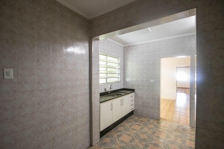 Casa à venda com 125m², 2 quartos e 2 vagas Casa à venda com 125m², 2 quartos e 2 vagasCozinha