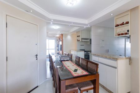 Sala de apartamento à venda com 2 quartos, 50m² em Km 18, Osasco