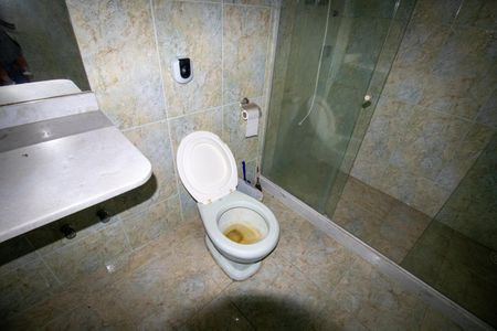 Casa de condomínio para alugar com 333m², 5 quartos e 2 vagasBanheiro 2