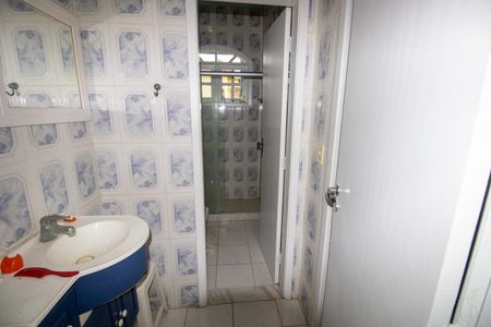 Casa de condomínio para alugar com 333m², 5 quartos e 2 vagasBanheiro 3