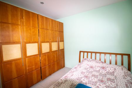 Casa de condomínio para alugar com 333m², 5 quartos e 2 vagasQuarto 1