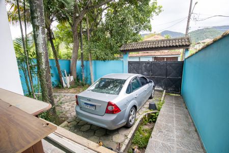 Casa de condomínio para alugar com 333m², 5 quartos e 2 vagasQuintal
