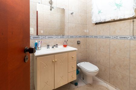 Casa à venda com 398m², 4 quartos e 2 vagasBanheiro da Suíte 2