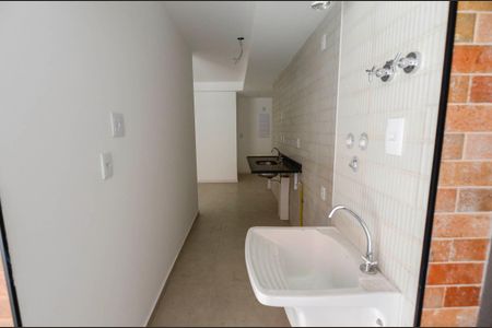 Apartamento à venda com 145m², 2 quartos e 1 vagaÁrea de Serviço