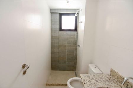 Apartamento à venda com 145m², 2 quartos e 1 vagaBanheiro da Suíte