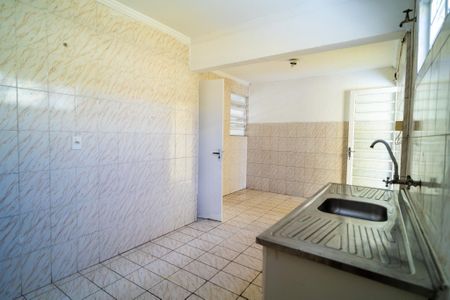 Casa para alugar com 130m², 2 quartos e 3 vagasCozinha