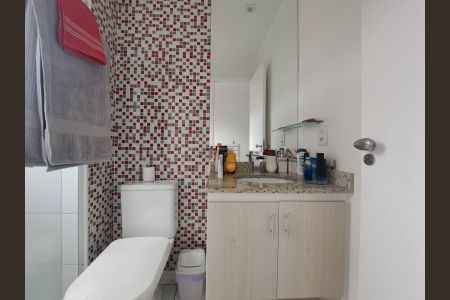 Apartamento à venda com 57m², 2 quartos e 1 vaga Apartamento à venda com 57m², 2 quartos e 1 vagaBanheiro da Suíte