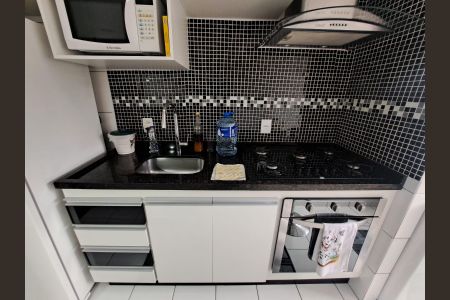 Apartamento à venda com 57m², 2 quartos e 1 vaga Apartamento à venda com 57m², 2 quartos e 1 vagaCozinha