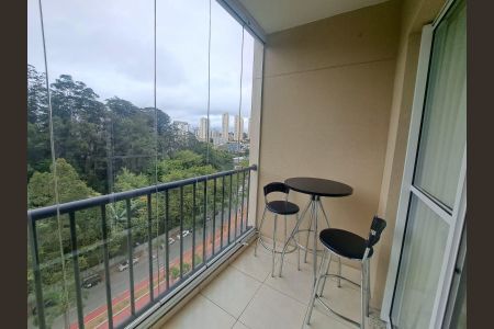Sacada de apartamento à venda com 2 quartos, 57m² em Umuarama, Osasco