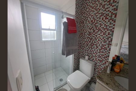 Apartamento à venda com 57m², 2 quartos e 1 vaga Apartamento à venda com 57m², 2 quartos e 1 vagaBanheiro da Suíte