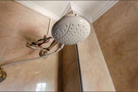 Banheiro de kitnet/studio para alugar com 1 quarto, 30m² em Jardim Cidade Pirituba, São Paulo