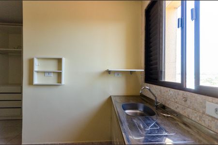 Studio para alugar com 30m², 1 quarto e sem vaga Studio para alugar com 30m², 1 quarto e sem vagaCozinha