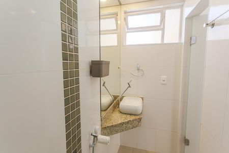Apartamento para alugar com 50m², 1 quarto e 1 vaga Apartamento para alugar com 50m², 1 quarto e 1 vagaBanheiro da Suíte