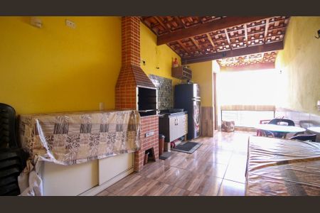 Casa à venda com 95m², 2 quartos e 2 vagas Casa à venda com 95m², 2 quartos e 2 vagasChurrasqueira