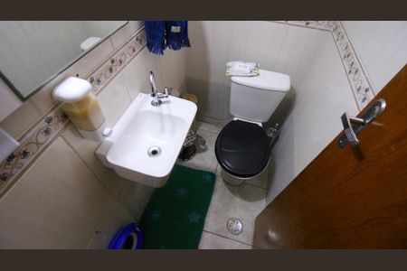 Casa à venda com 95m², 2 quartos e 2 vagas Casa à venda com 95m², 2 quartos e 2 vagasLavabo 1