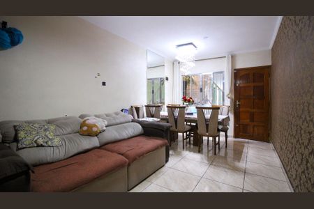 Casa à venda com 95m², 2 quartos e 2 vagas Casa à venda com 95m², 2 quartos e 2 vagasSala