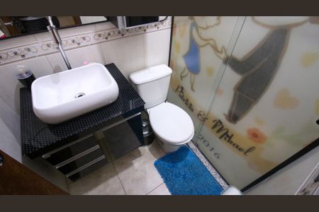 Casa à venda com 95m², 2 quartos e 2 vagas Casa à venda com 95m², 2 quartos e 2 vagasBanheiro da Suíte 2