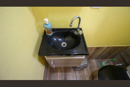 Casa à venda com 95m², 2 quartos e 2 vagas Casa à venda com 95m², 2 quartos e 2 vagasLavabo 2