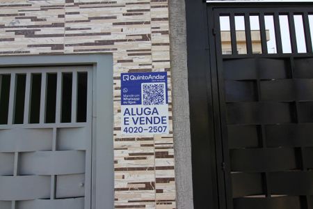 Casa à venda com 95m², 2 quartos e 2 vagas Casa à venda com 95m², 2 quartos e 2 vagasPlaca