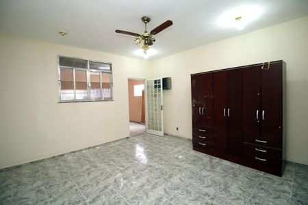 Casa à venda com 400m², 2 quartos e 2 vagasQuarto 2 - Suíte