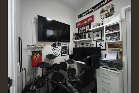 Apartamento à venda com 65m², 2 quartos e 1 vagaQuarto de Serviço