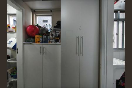 Apartamento à venda com 65m², 2 quartos e 1 vagaQuarto de Serviço