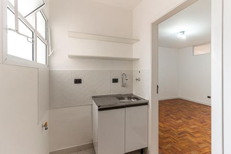 Cozinha de apartamento para alugar com 1 quarto, 50m² em Vila Buarque, São Paulo
