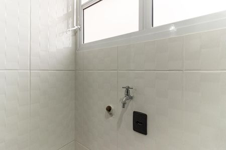 Banheiro de apartamento para alugar com 1 quarto, 50m² em Vila Buarque, São Paulo