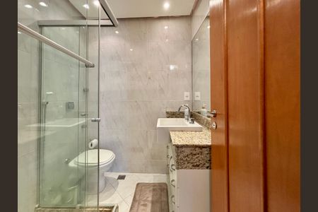 Apartamento para alugar com 91m², 3 quartos e 1 vagaBanheiro social