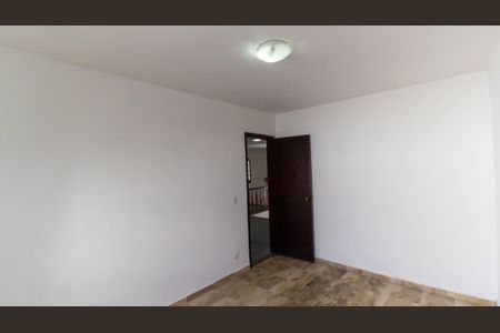 Casa à venda com 200m², 4 quartos e 3 vagas Casa à venda com 200m², 4 quartos e 3 vagasQuarto 1
