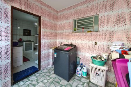 Casa à venda com 160m², 3 quartos e 3 vagasÁrea de Serviço