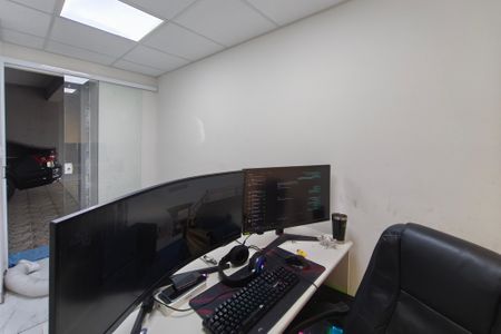 Casa à venda com 160m², 3 quartos e 3 vagasQuarto de Serviço