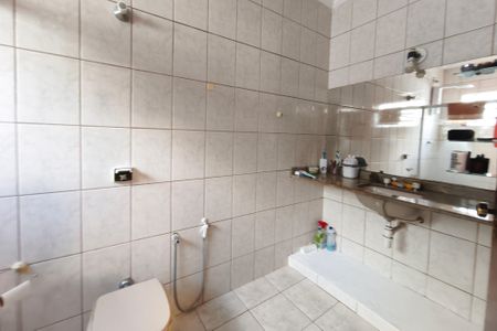 Casa à venda com 160m², 3 quartos e 3 vagasBanheiro Suíte