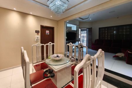 Casa à venda com 160m², 3 quartos e 3 vagasSala de Jantar