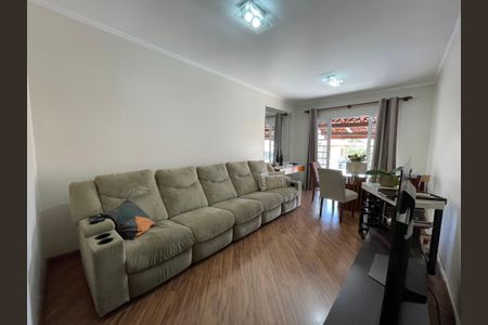 Sala de casa à venda com 3 quartos, 182m² em Butantã, São Paulo