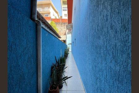 Casa à venda com 182m², 3 quartos e 3 vagasCorredor