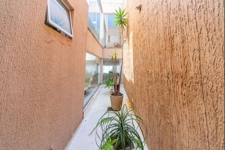 Casa à venda com 180m², 3 quartos e 4 vagasJardim de Inverno