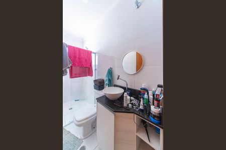 Casa à venda com 180m², 3 quartos e 4 vagasBanheiro do Quarto 1