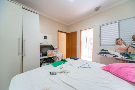 Casa à venda com 180m², 3 quartos e 4 vagasQuarto 2