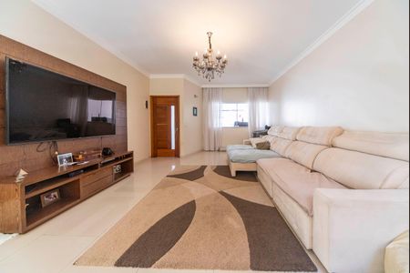 Casa à venda com 180m², 3 quartos e 4 vagasSala