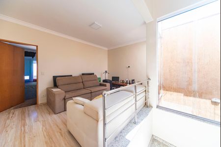 Casa à venda com 180m², 3 quartos e 4 vagasHall da Escada