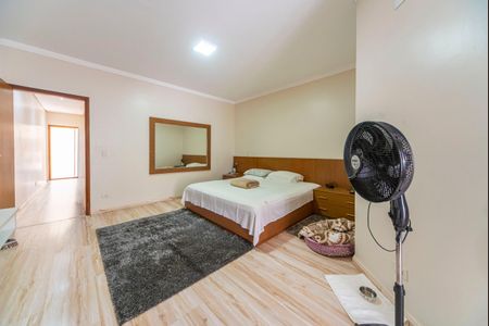 Casa à venda com 180m², 3 quartos e 4 vagasQuarto 3