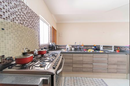 Casa à venda com 180m², 3 quartos e 4 vagasCozinha