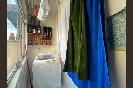 Apartamento à venda com 135m², 3 quartos e sem vaga Apartamento à venda com 135m², 3 quartos e sem vagaLavanderia