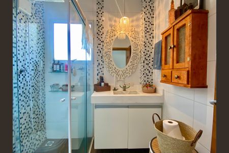 Apartamento à venda com 135m², 3 quartos e sem vaga Apartamento à venda com 135m², 3 quartos e sem vagaBanheiro da Suíte