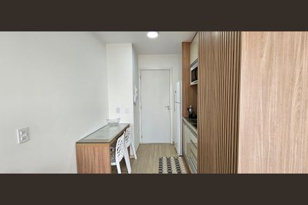 Studio para alugar com 27m², 1 quarto e sem vaga Studio para alugar com 27m², 1 quarto e sem vagaCozinha