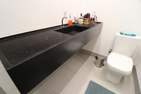 Casa para alugar com 170m², 4 quartos e 2 vagasBanheiro do Quarto 4